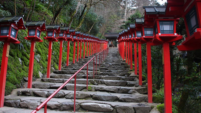 神社に繋がる道