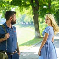 運命の出会いを感じる男性と女性